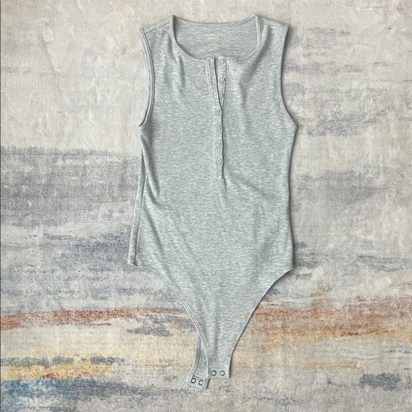 American Eagle Outfitters Tops - (022)American Eagle Outfitters Gray Sleeveless Bodysuit